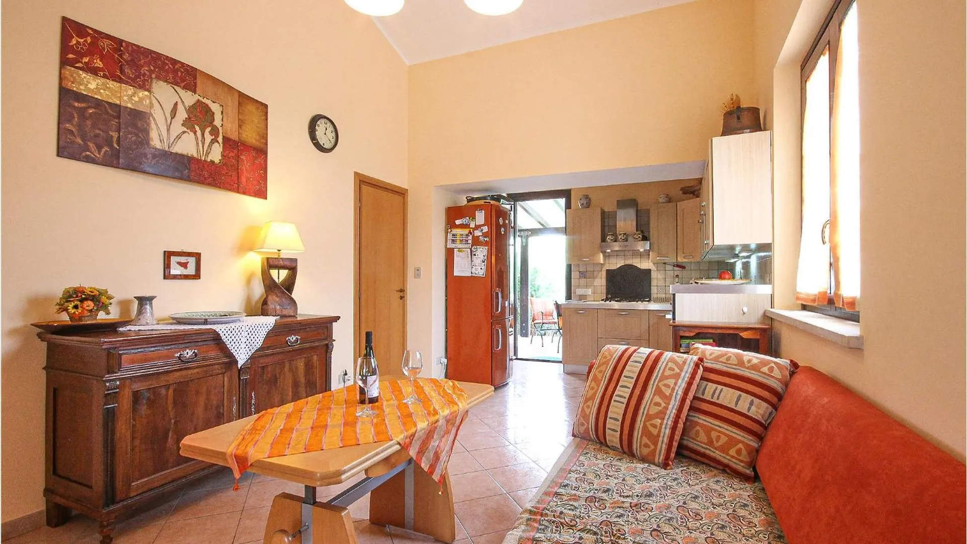 펜션 Villa Helios 쿠스토나치